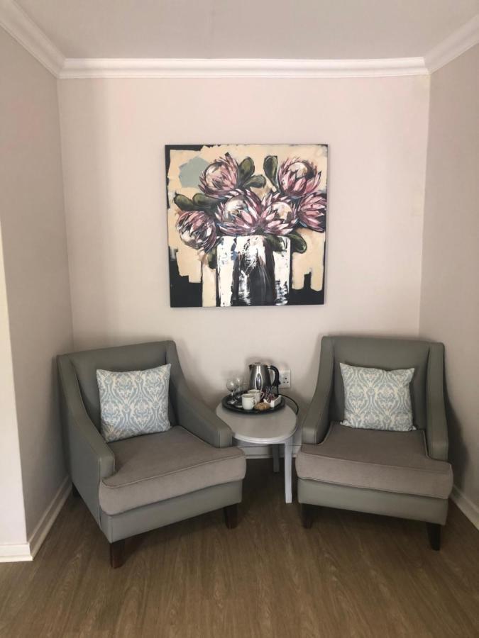 Acacia Westdene B&B 블룸폰테인 외부 사진