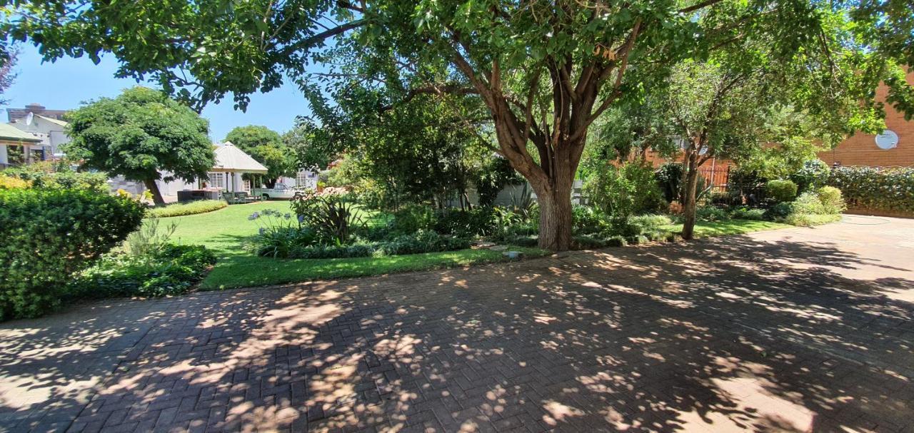 Acacia Westdene B&B 블룸폰테인 외부 사진