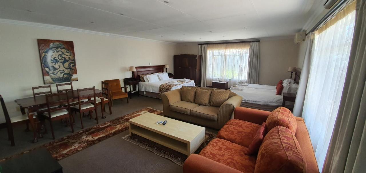 Acacia Westdene B&B 블룸폰테인 외부 사진