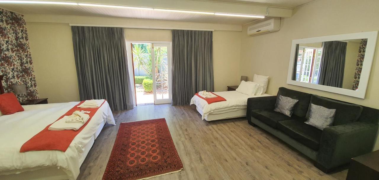 Acacia Westdene B&B 블룸폰테인 외부 사진