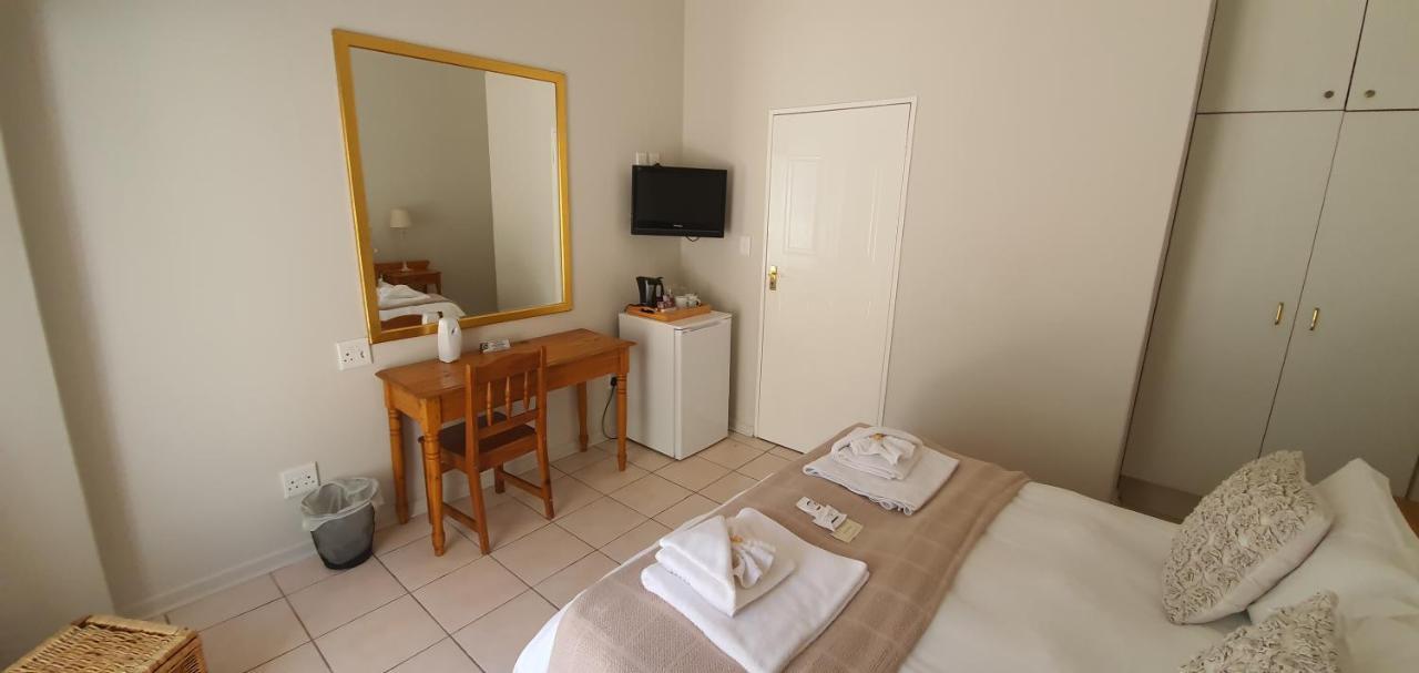 Acacia Westdene B&B 블룸폰테인 외부 사진
