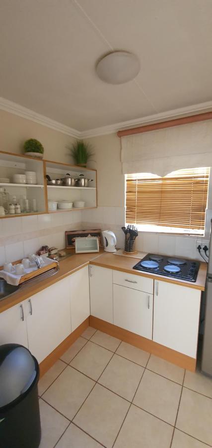Acacia Westdene B&B 블룸폰테인 외부 사진