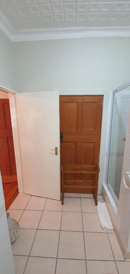 Acacia Westdene B&B 블룸폰테인 외부 사진